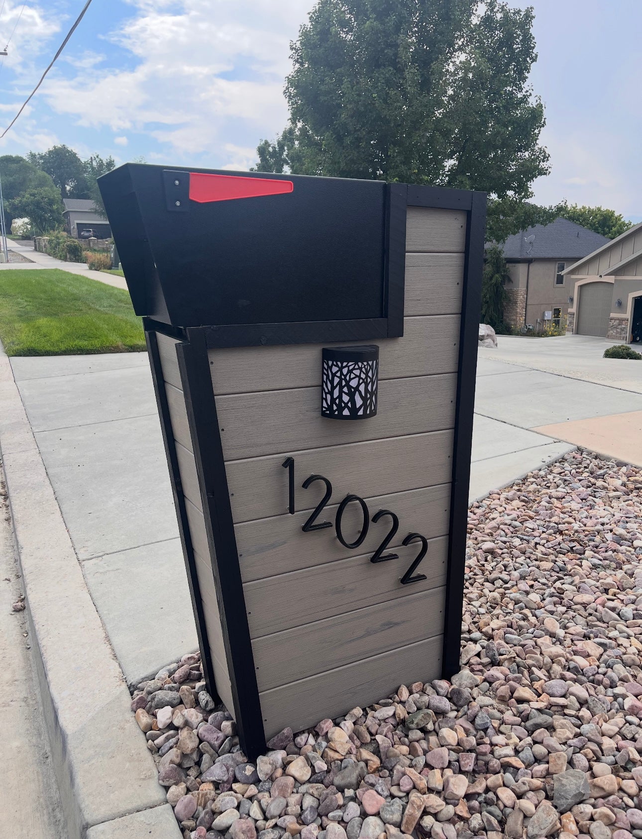 Composite wood mailbox